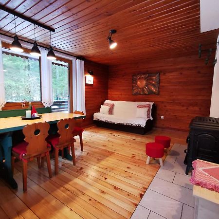 Chalet Via Mons มอยสตรานา ภายนอก รูปภาพ