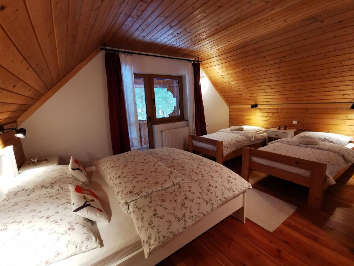 Chalet Via Mons มอยสตรานา ภายนอก รูปภาพ